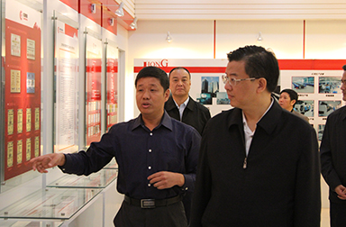 福建省委常委、省紀(jì)委書記倪岳峰調(diào)研虹潤公司